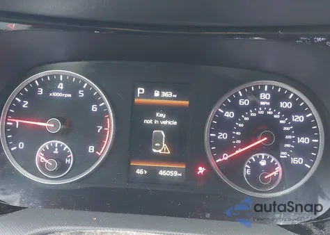 2021 Kia K5 Gt-Line z USA, uszkodzony, nr VIN 5XXG64J24MG062056